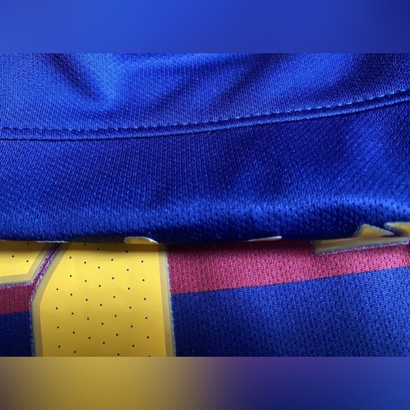 (SOLD) Fc Barcelona Nike 2015 Neymar Jr Jersey Size Small - Picture 8 of 11